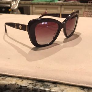 Versace sunglasses 🕶